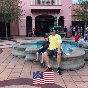 Meet your Posher, Travis